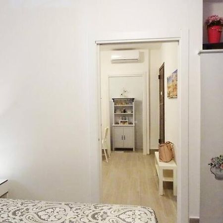 Around Cassaro Holiday House Palermo Buitenkant foto