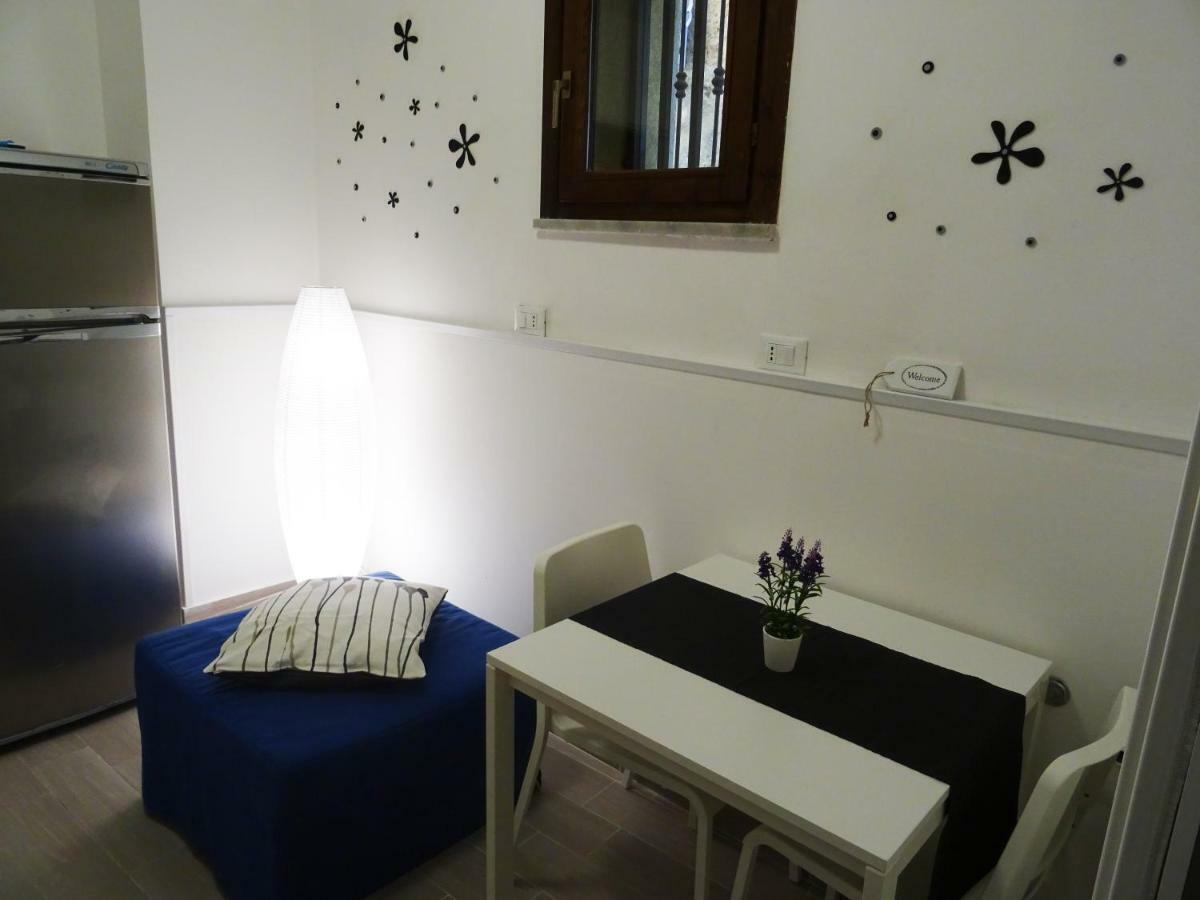 Around Cassaro Holiday House Palermo Buitenkant foto