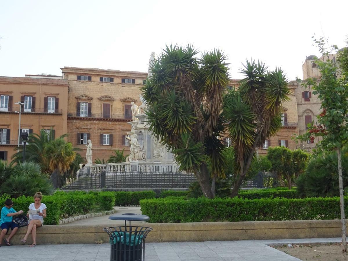 Around Cassaro Holiday House Palermo Buitenkant foto