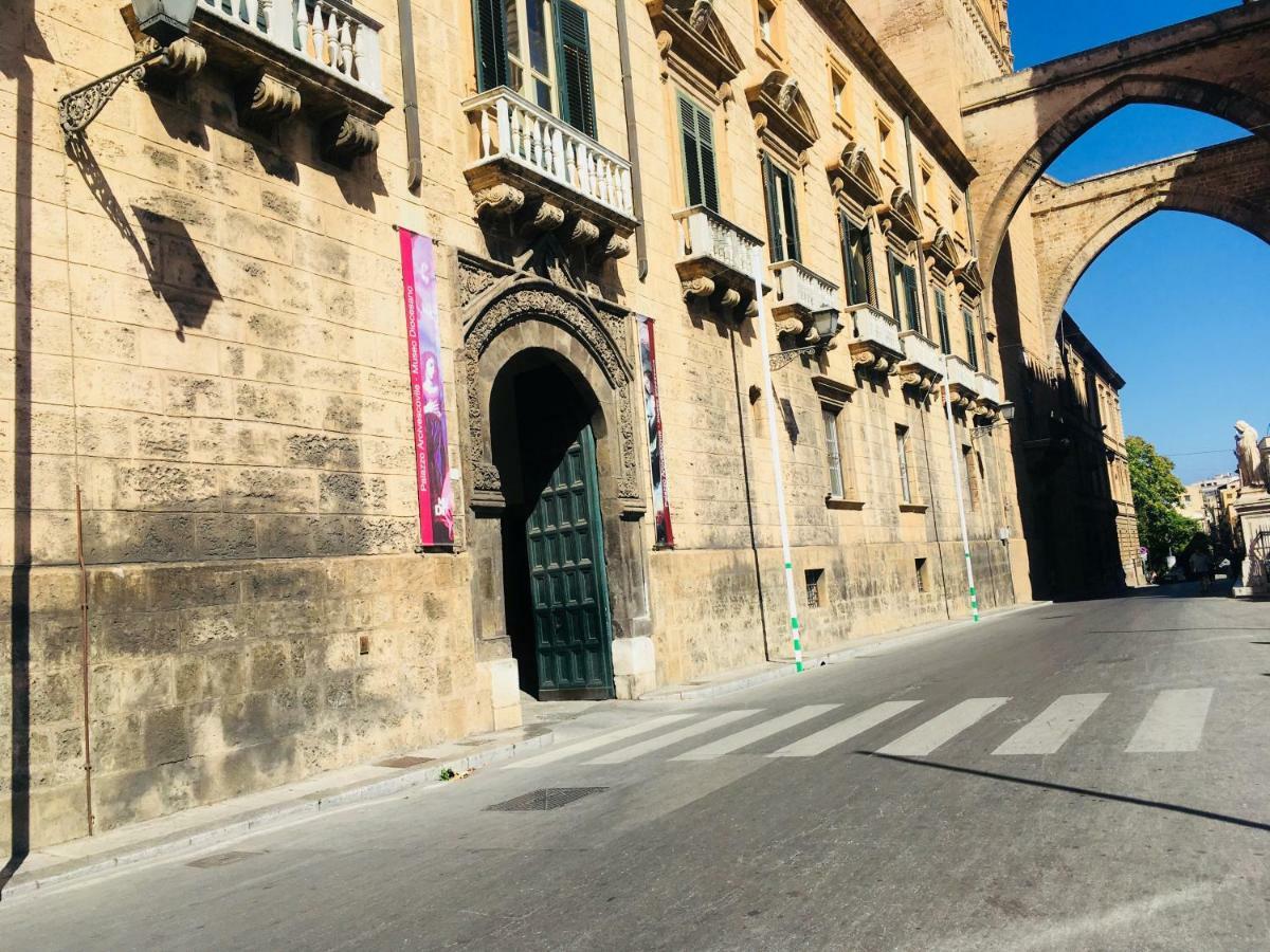 Around Cassaro Holiday House Palermo Buitenkant foto