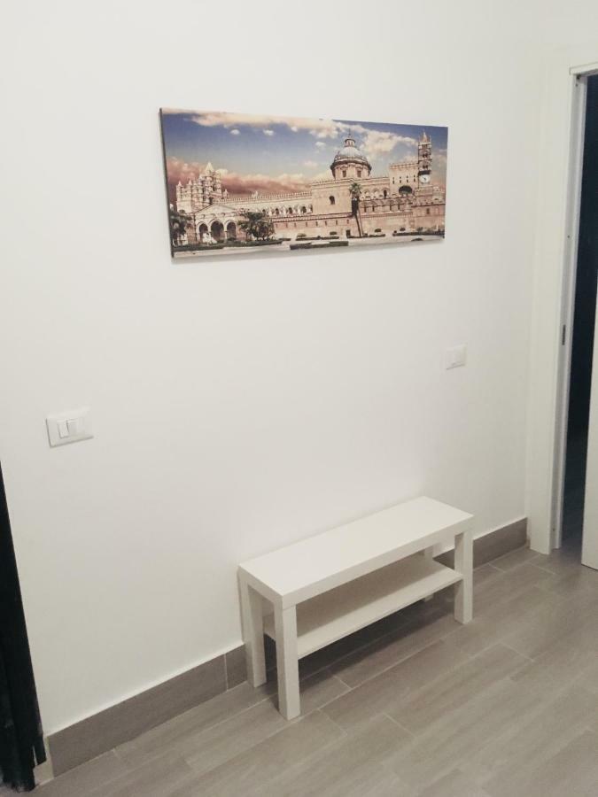 Around Cassaro Holiday House Palermo Buitenkant foto